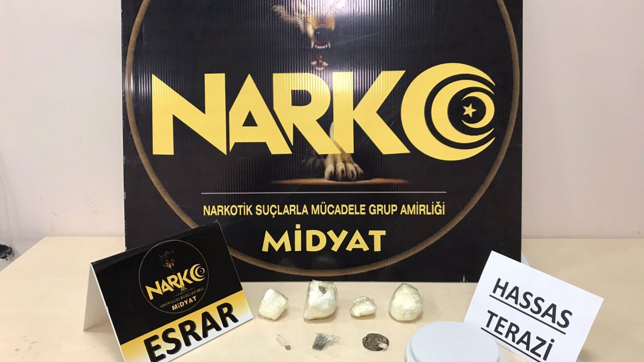 Mardin'de uyuşturucu satıcısı üzerinde uyuşturucuyla yakalandı