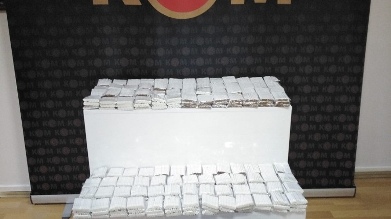 Kahramanmaraş'ta 500 paket kaçak makaron ele geçirildi