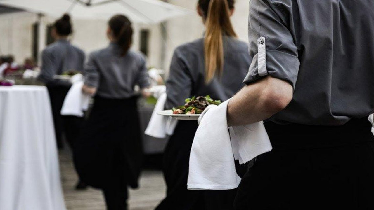 Hizmet üretici fiyat endeksi yıllık yüzde 89.96 oranında arttı