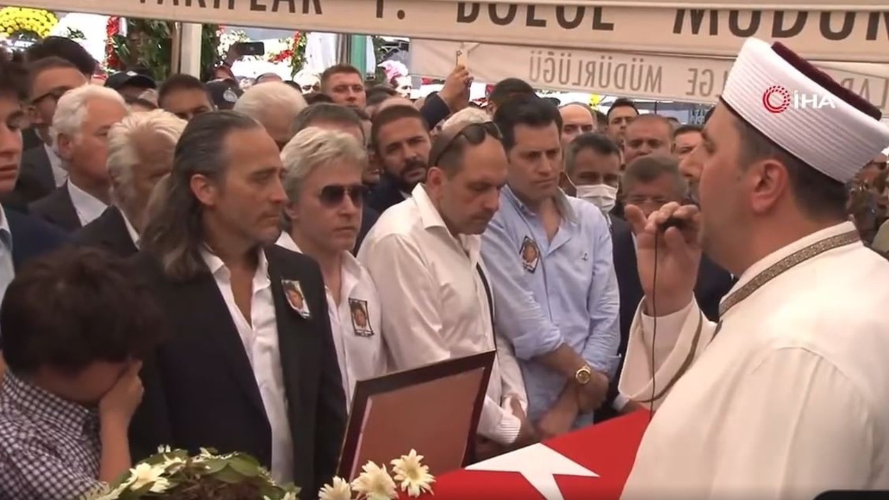 Cüneyt Arkın’ın cenaze namazını kıldıran imamın Atatürk’le ilgili sözleri alkışla karşılandı