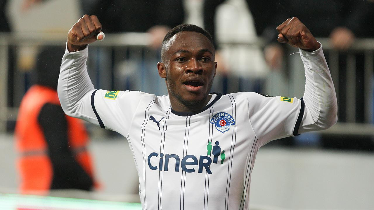 Beşiktaş'ta Muleka'dan kötü haber. Siyah beyazlılar yıldız isim ile ilgileniyordu