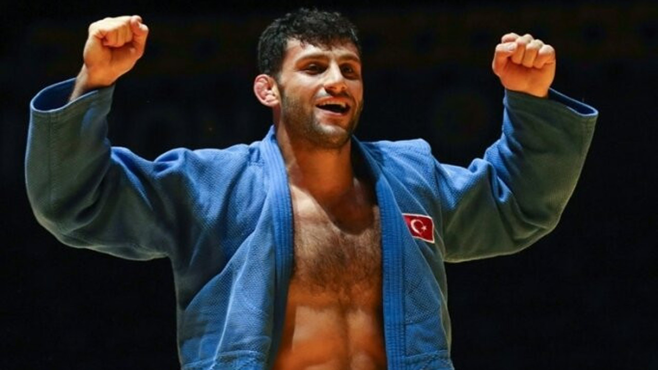 Vedat Albayrak'tan altın madalya. Helal olsun!