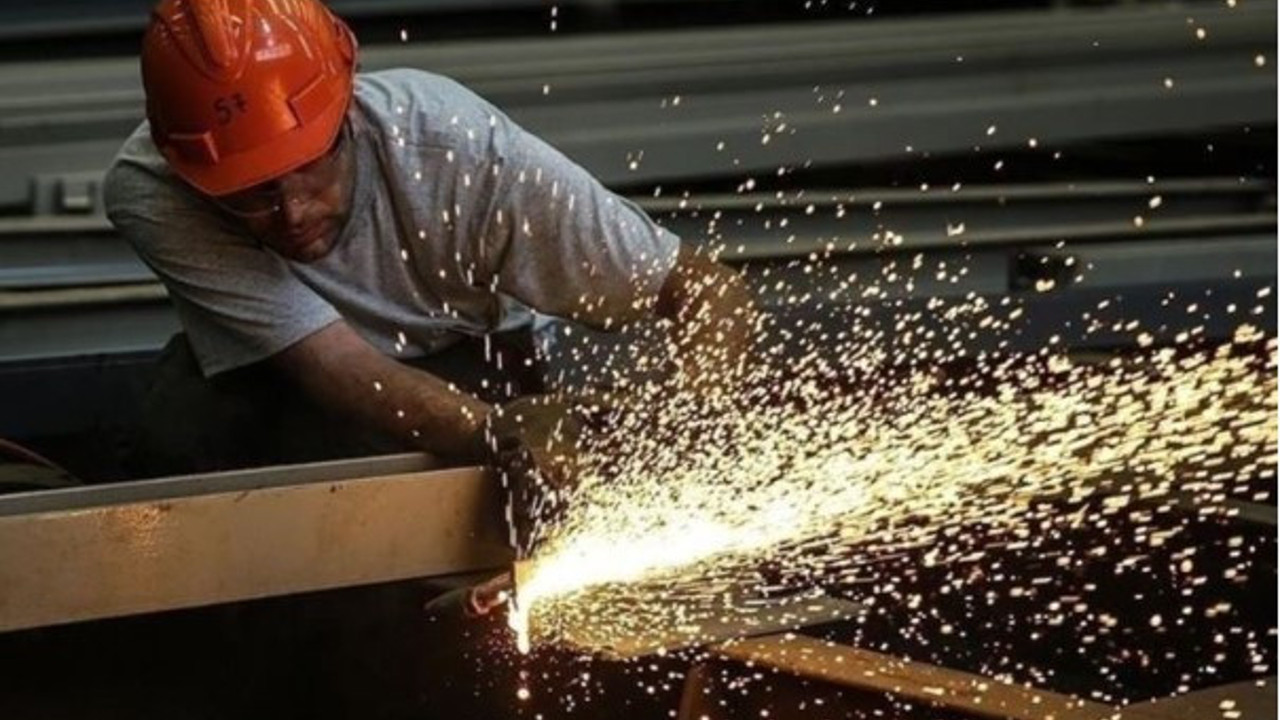 İmalat sektöründe daralma devam ediyor