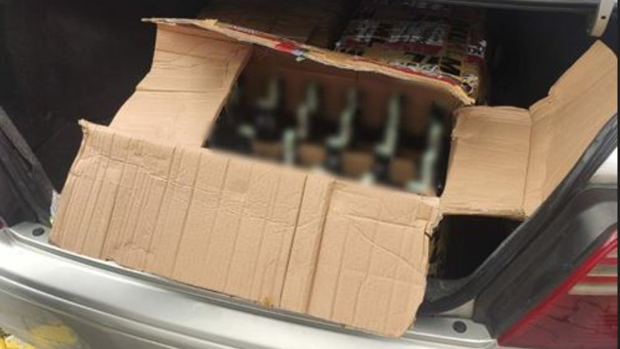 Aracının camındaki yazı bile yakalanmasına engel olamadı