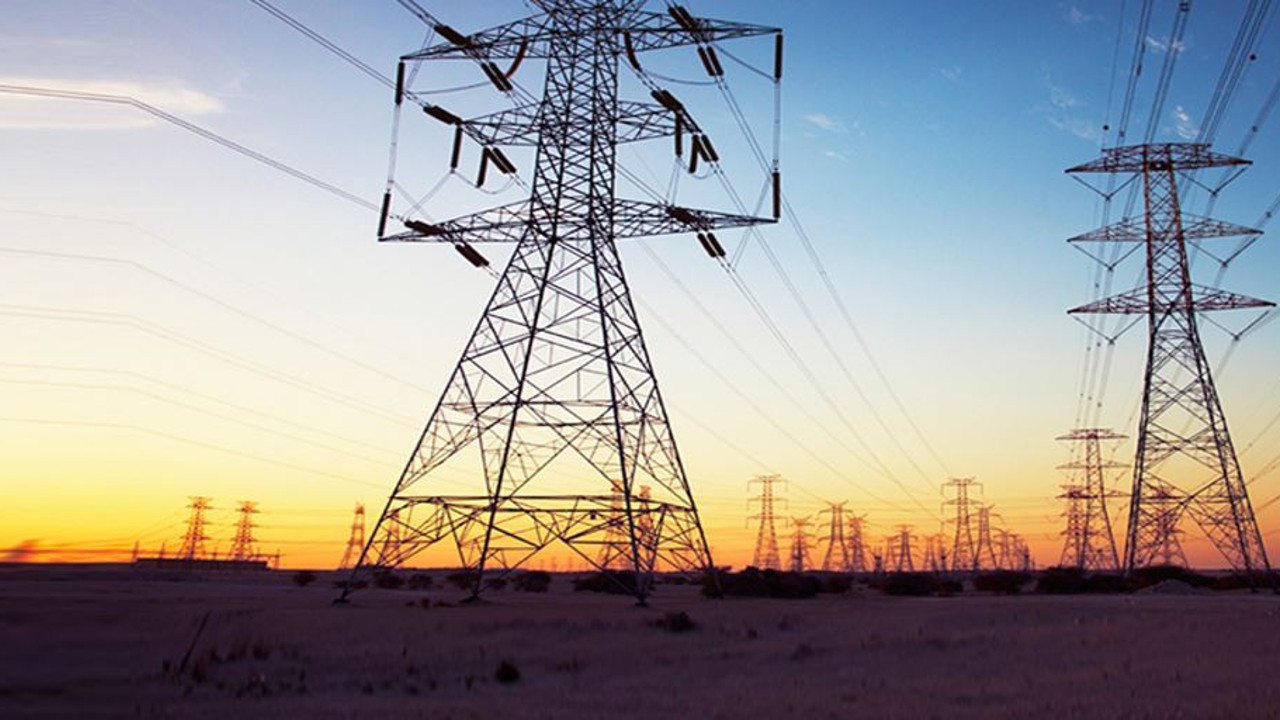 Elektrik şirketleri kasalarını tıka basa doldurdu. Vatandaş faturalarını ödeyemiyor. Şirketlere genel aydınlatma ayrıcalığı