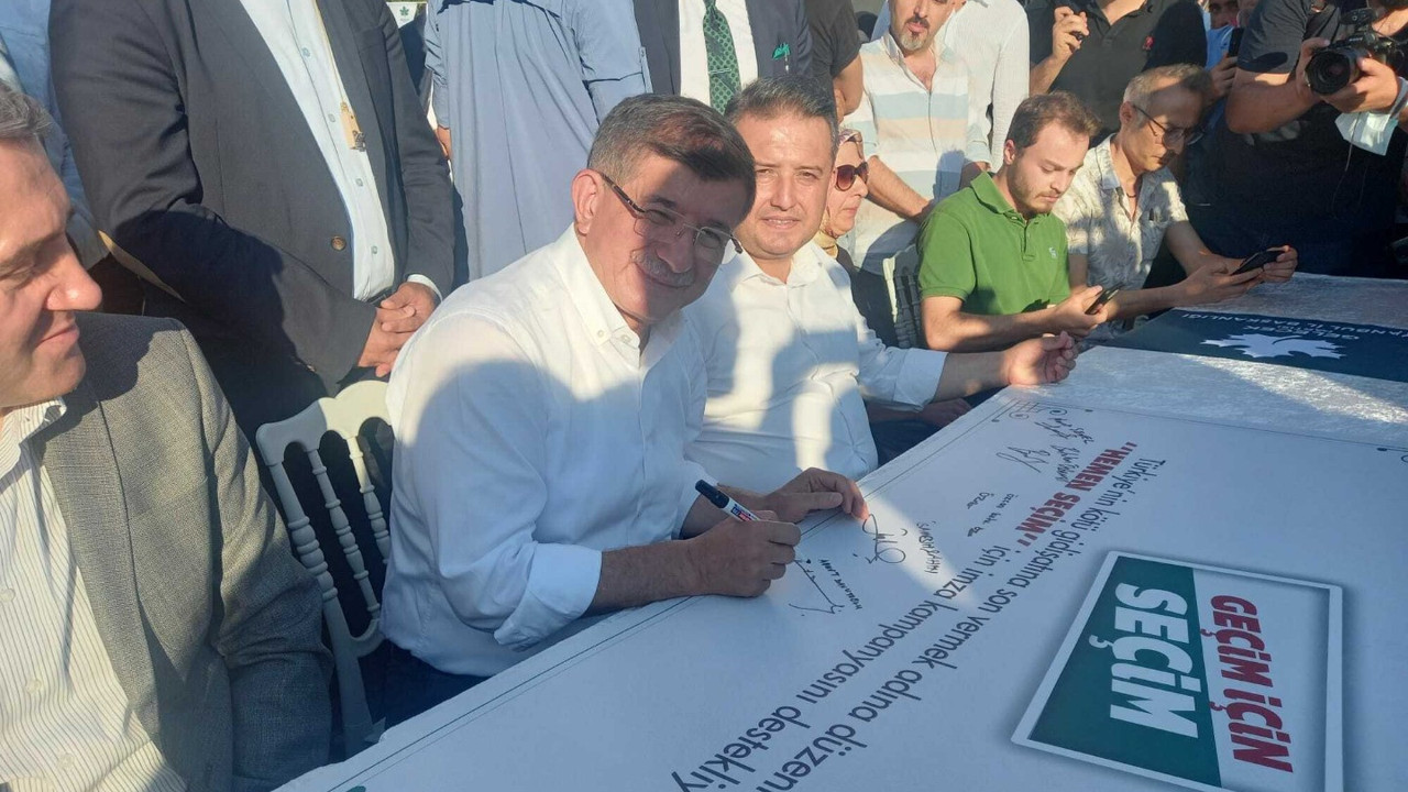 Davutoğlu erken seçim için ilk adımı attı