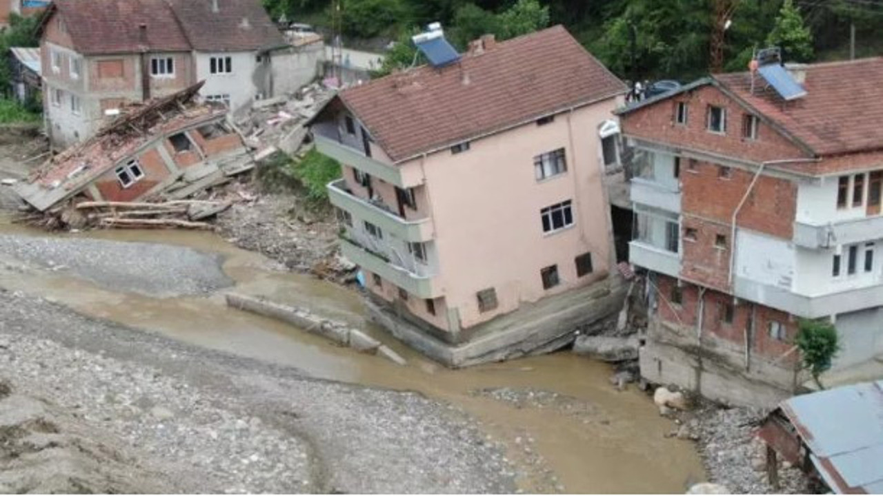 24 yıl önceki selde de yan yatmıştı | Korkunç detay ortaya çıktı