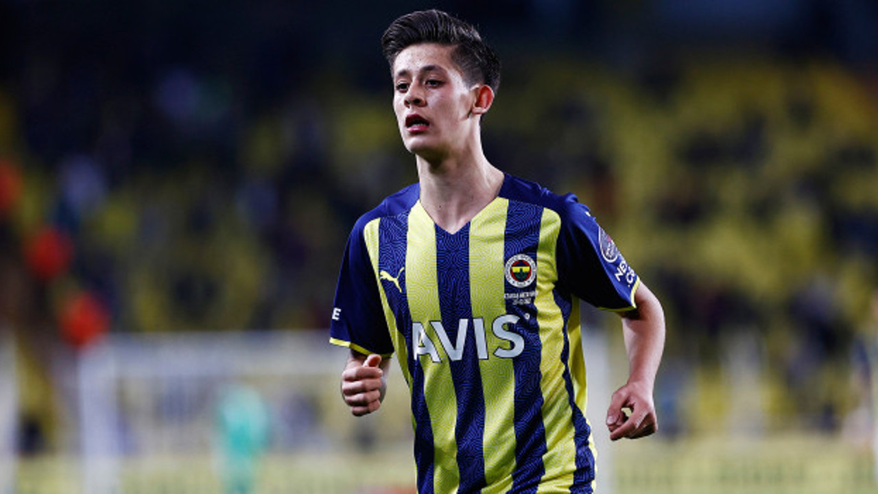 Manchester United'ın yıldızından Arda Güler'e mesaj