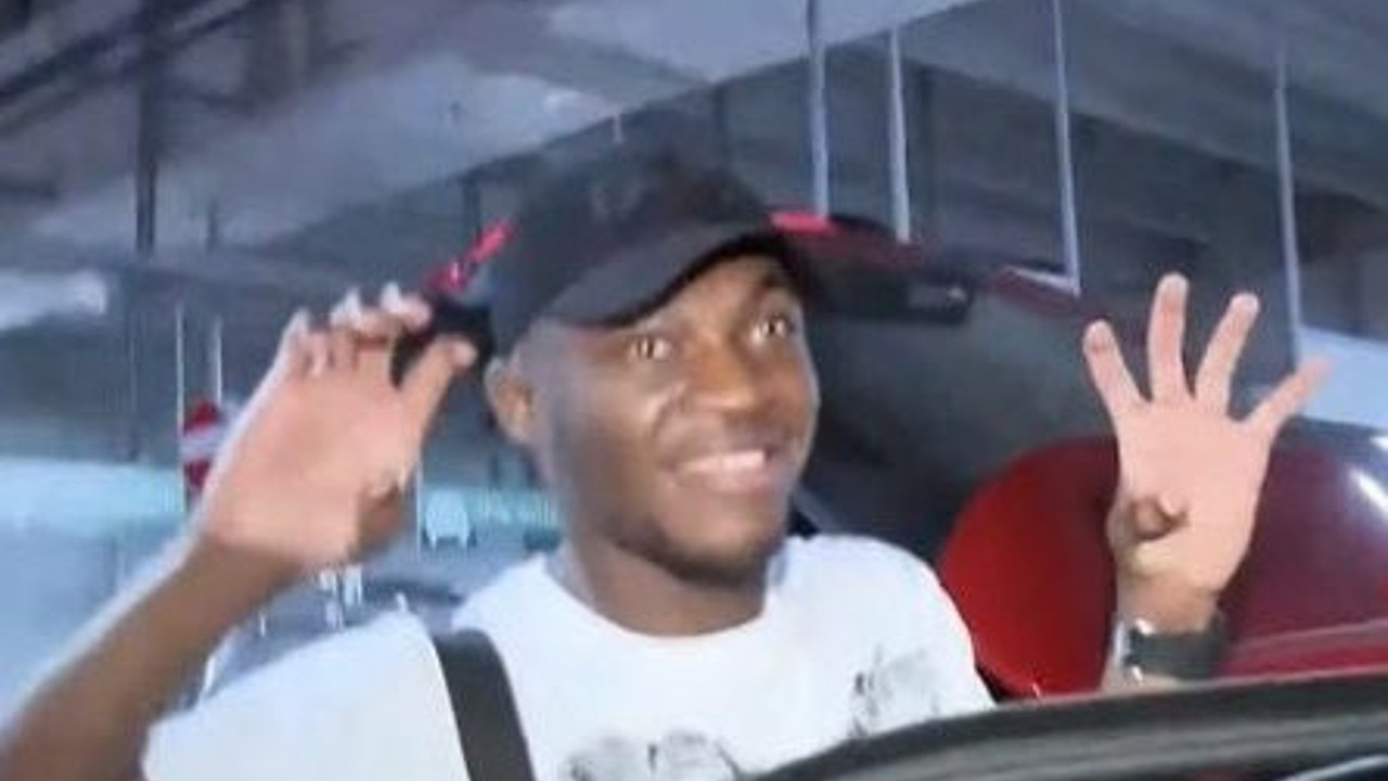 Son kartal Muleka gelir gelmez pençesini yaptı