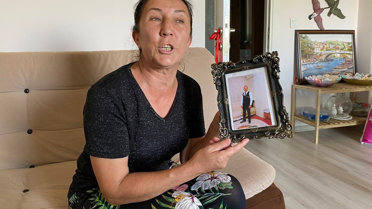 Kadir Şeker’in tahliye kararına maktulün ailesinden ilk açıklama: Oğlumun sokak ortasında ölümü hak ettiğini resmen ilan etmiş oluyorlar