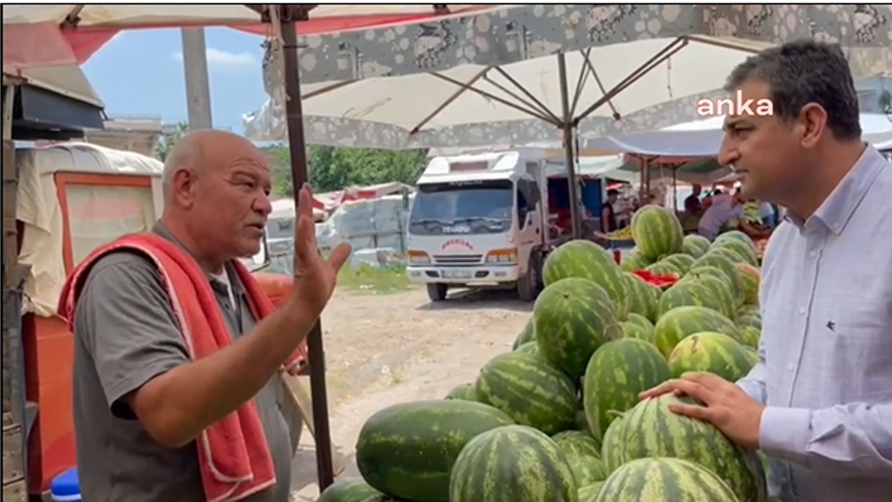 Bu sözleri pazarcı esnafı söyledi. "1 liralık ürün 10 lira oldu, ben böyle zulüm görmedim"