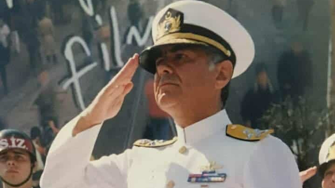 Biz askerler ülke için ölmek üzere yetiştirildik, doktorlarsa bizi yaşatmak için. Emekli Amiral Atilla Kıyat açıkladı