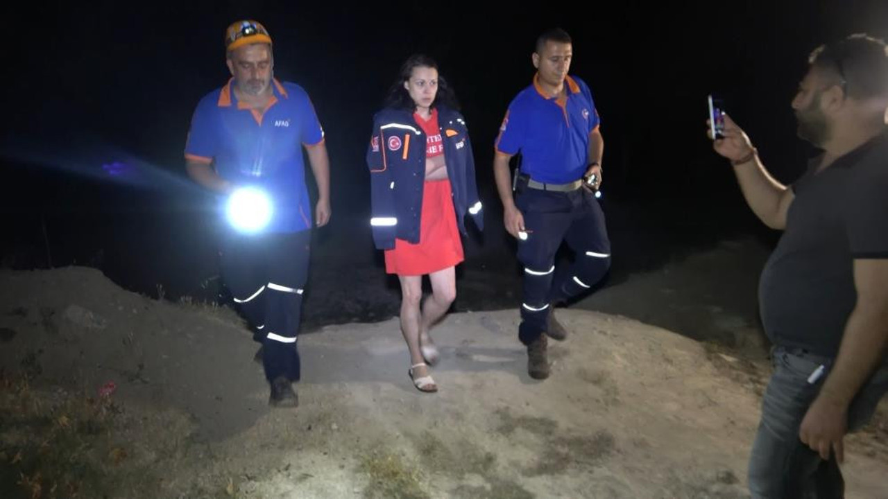 Ormana giren Ukraynalı kadın polisi alarma geçirdi