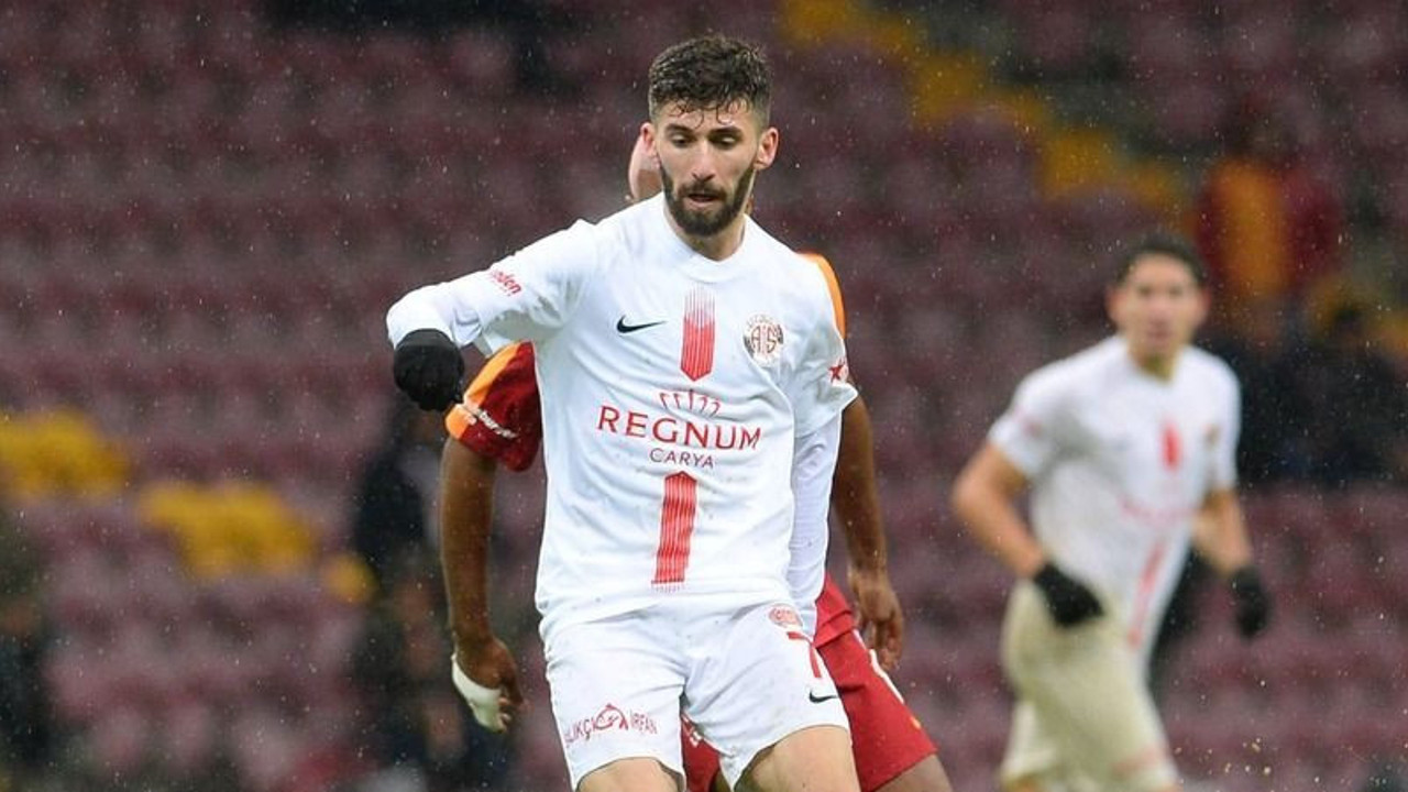 Antalyaspor Doğukan Sinik'e izin verdi