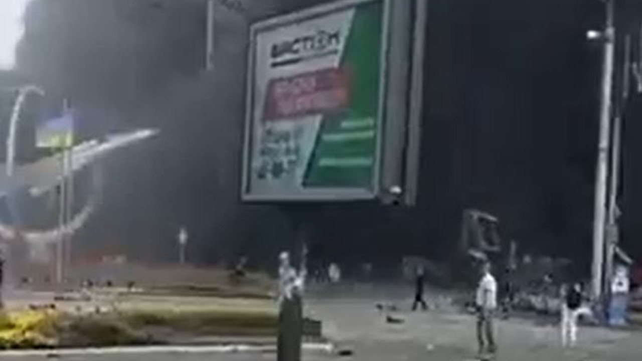 Rusya çocukları öldürdü. Yine sivil yerleşim yerlerini bombaladılar!