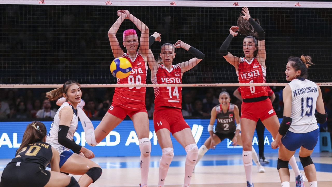 Filenin Sultanları FIVB Milletler Ligi'nde yarı finale yükseldi