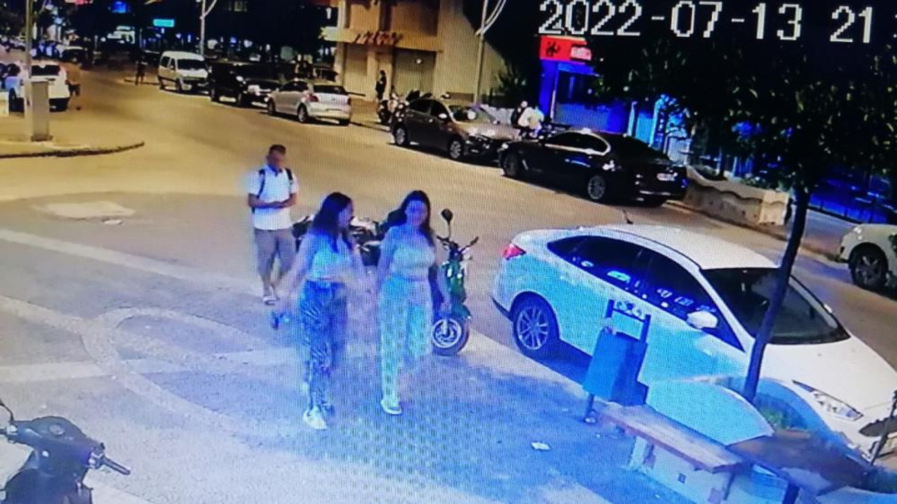 Genç kızları böyle takip etti görüntülerini çekti. Mahalleliden dayak yedi