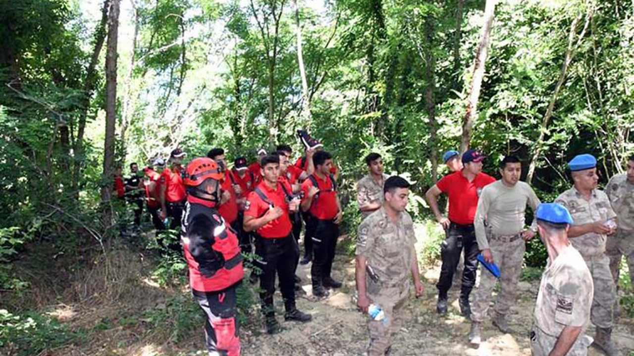 400 kişilik arama-kurtarma ekibi ormanda kaybolan Şehmus'u arıyor