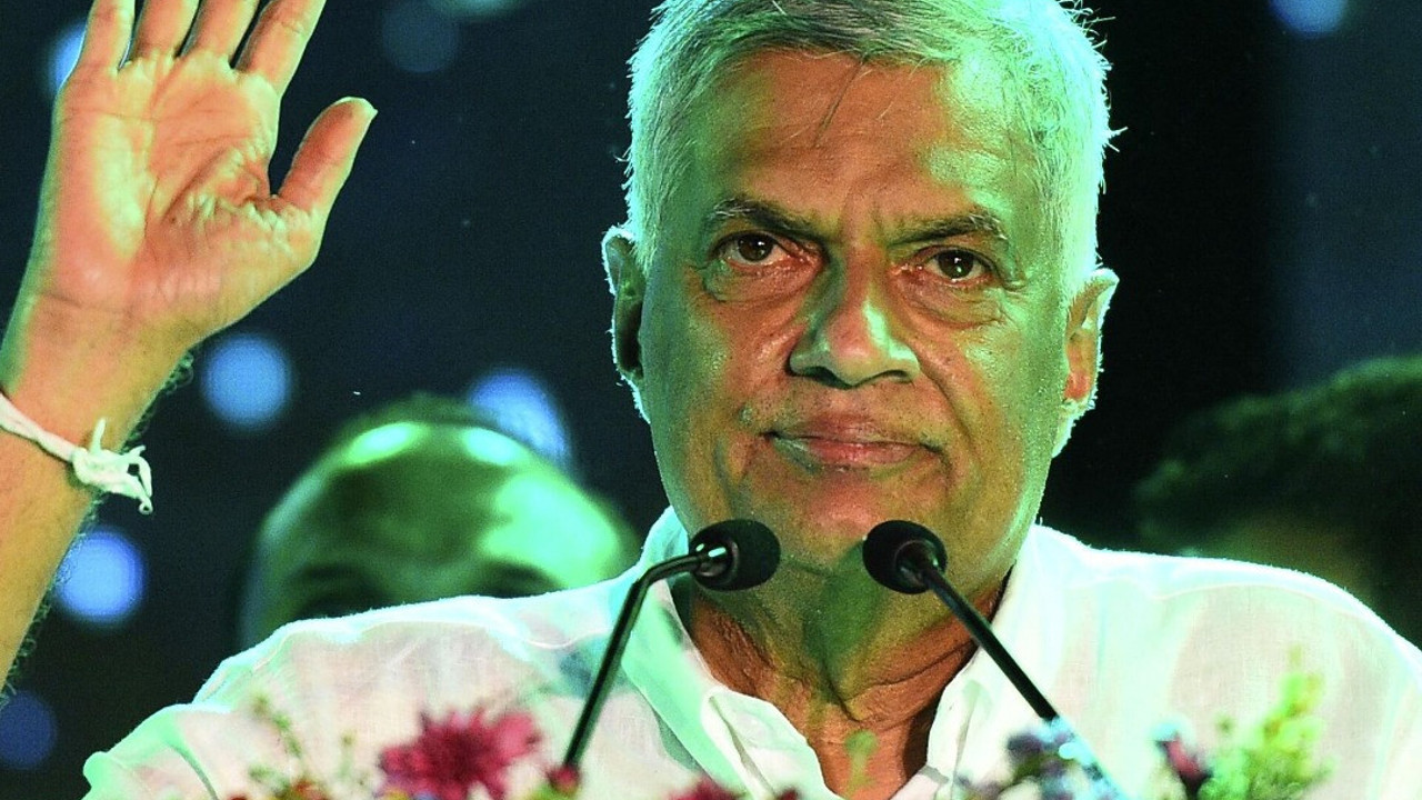 Sri Lanka'da Başbakan Wickremesinghe, geçici devlet başkanı olarak yemin etti