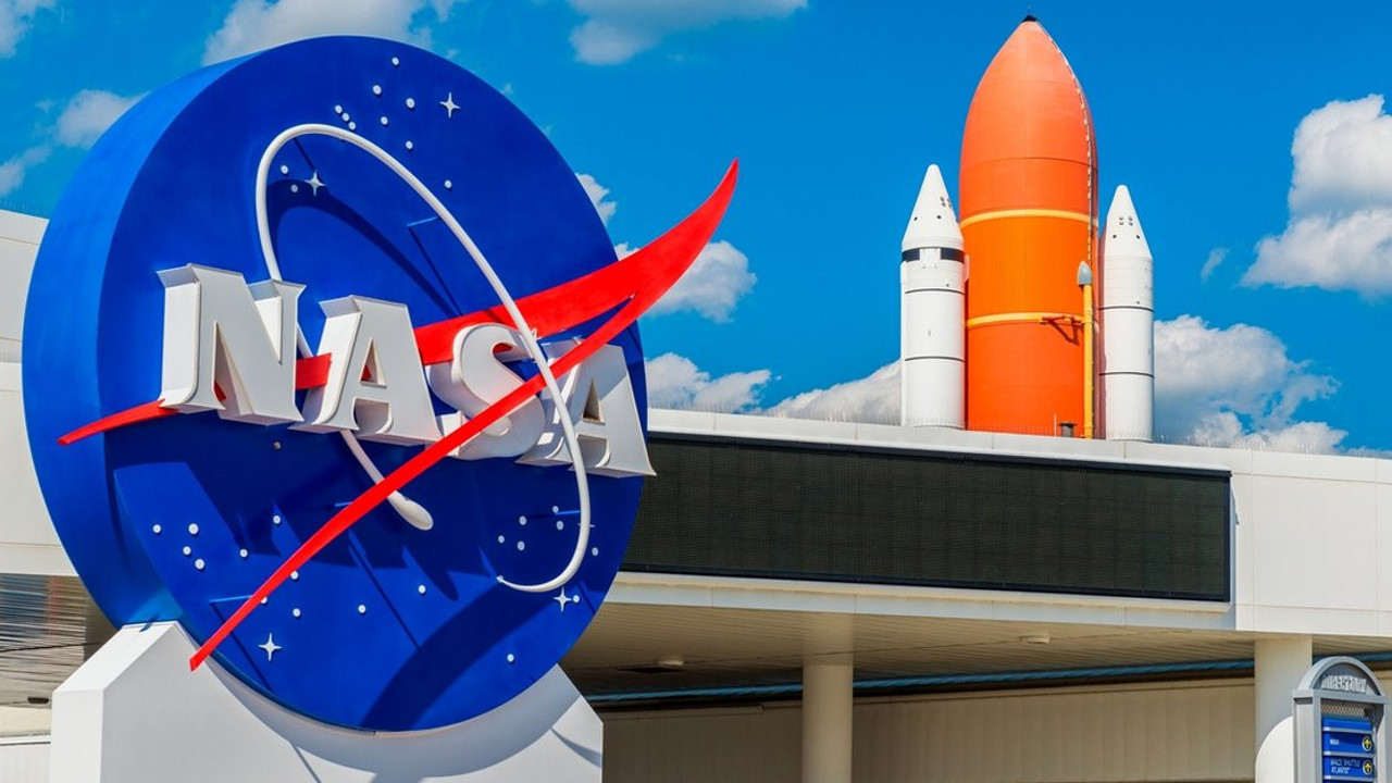 NASA ve Rusya arasındaki gerilim bitmiyor: Rusya Uzay Ajansı müdürü görevden alındı
