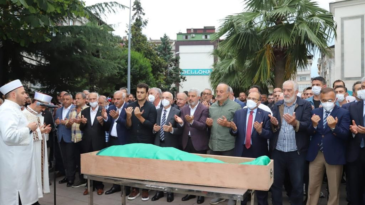 Bakan Soylu silahlı saldırıda hayatını kaybeden kuzeninin cenazesine katılamadı