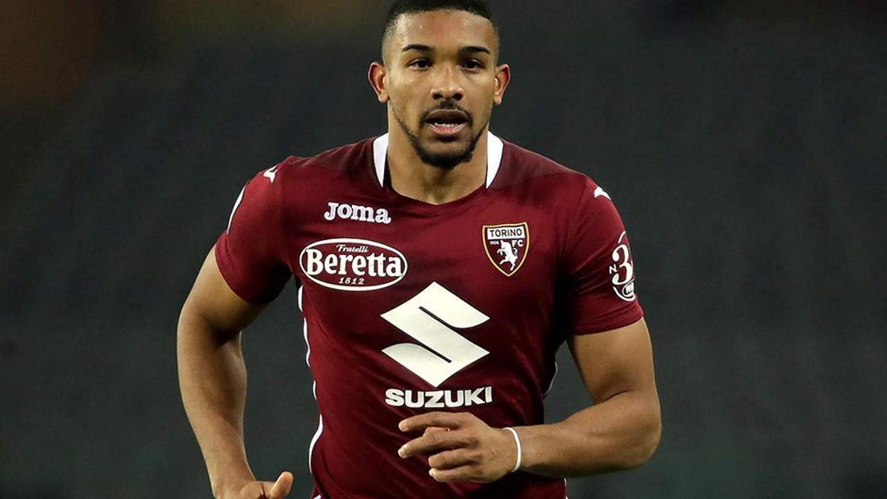 Juventus'tan defansa takviye: De Light'in yerine transfer edildi