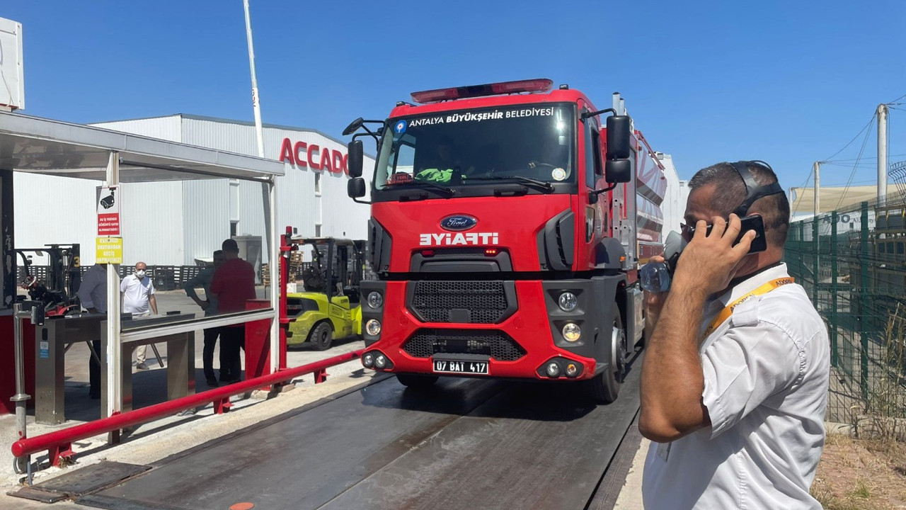 Antalya'da da Organize Sanayi Bölgesi'nde yangın