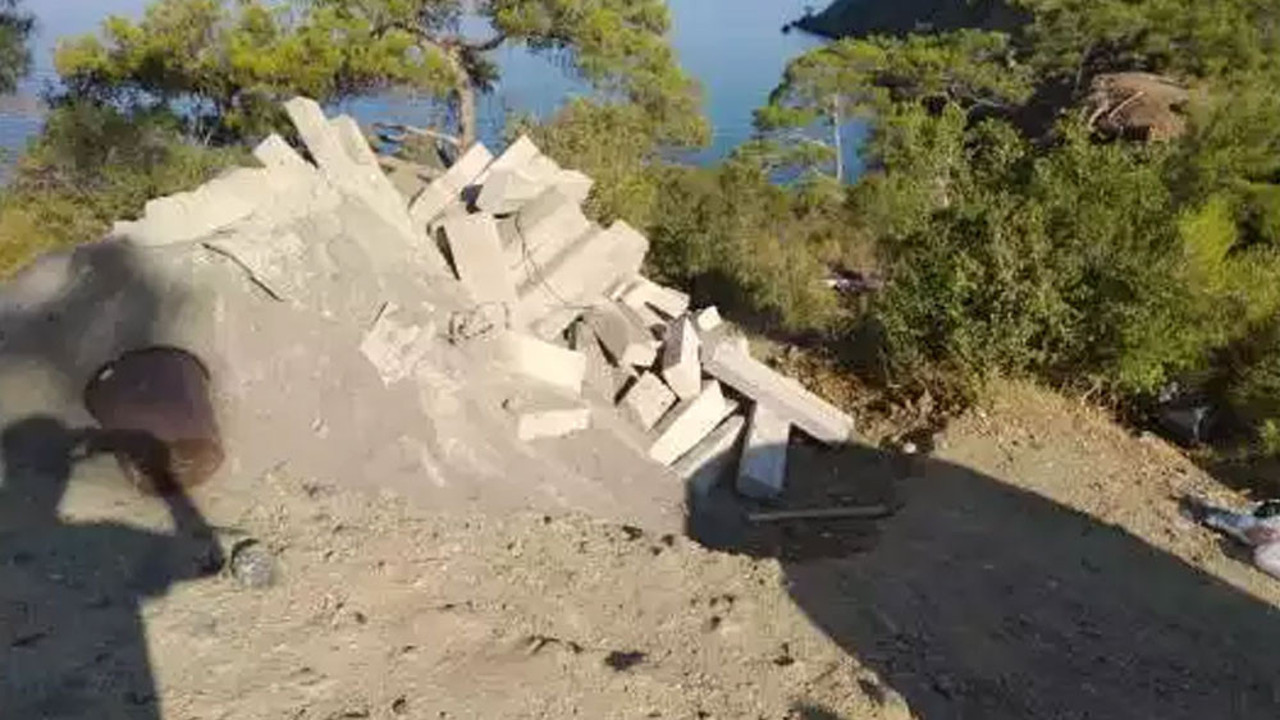 Fethiye'de katliam. Halkın denize ücretsiz girdiği tek koya göz dikildi