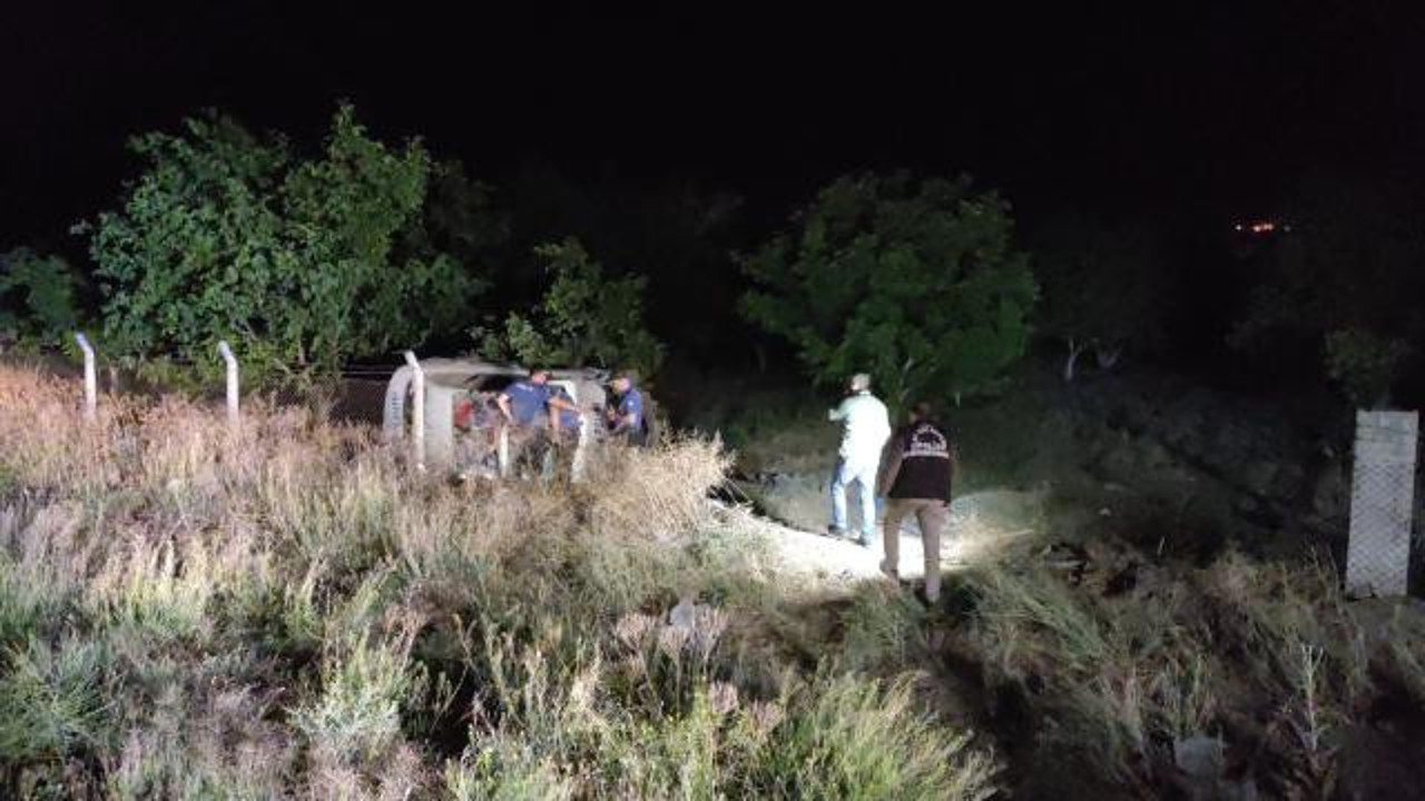 Niğde'de polis aracı kaza yaptı: 3 polis memuru hastaneye kaldırıldı