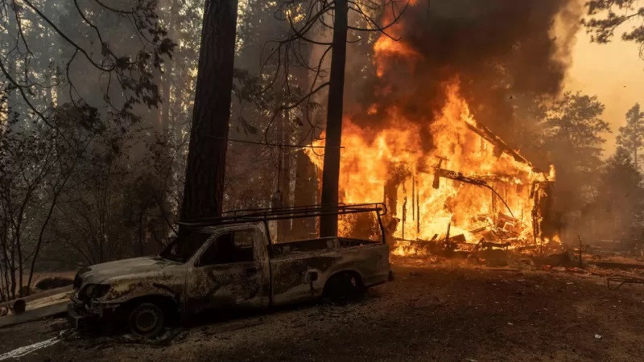 Orman yangınları sebebiyle California’da olağanüstü hâl ilan edildi
