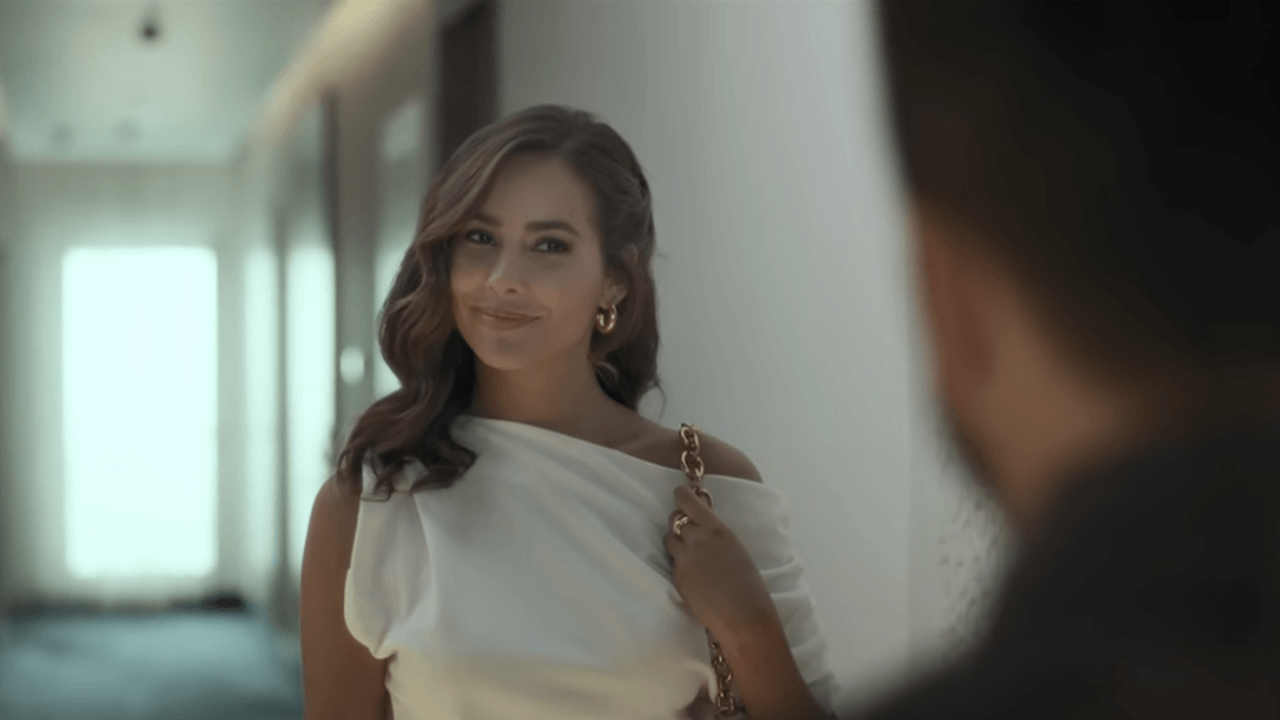 Tarkan'ın klip güzeli bakın kim çıktı