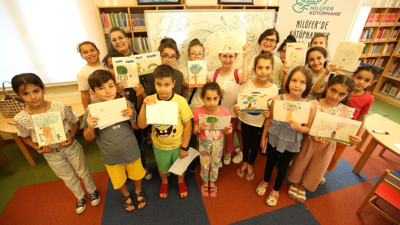 Üçevler Kütüphanesi'nde çocuklarla atölye çalışması
