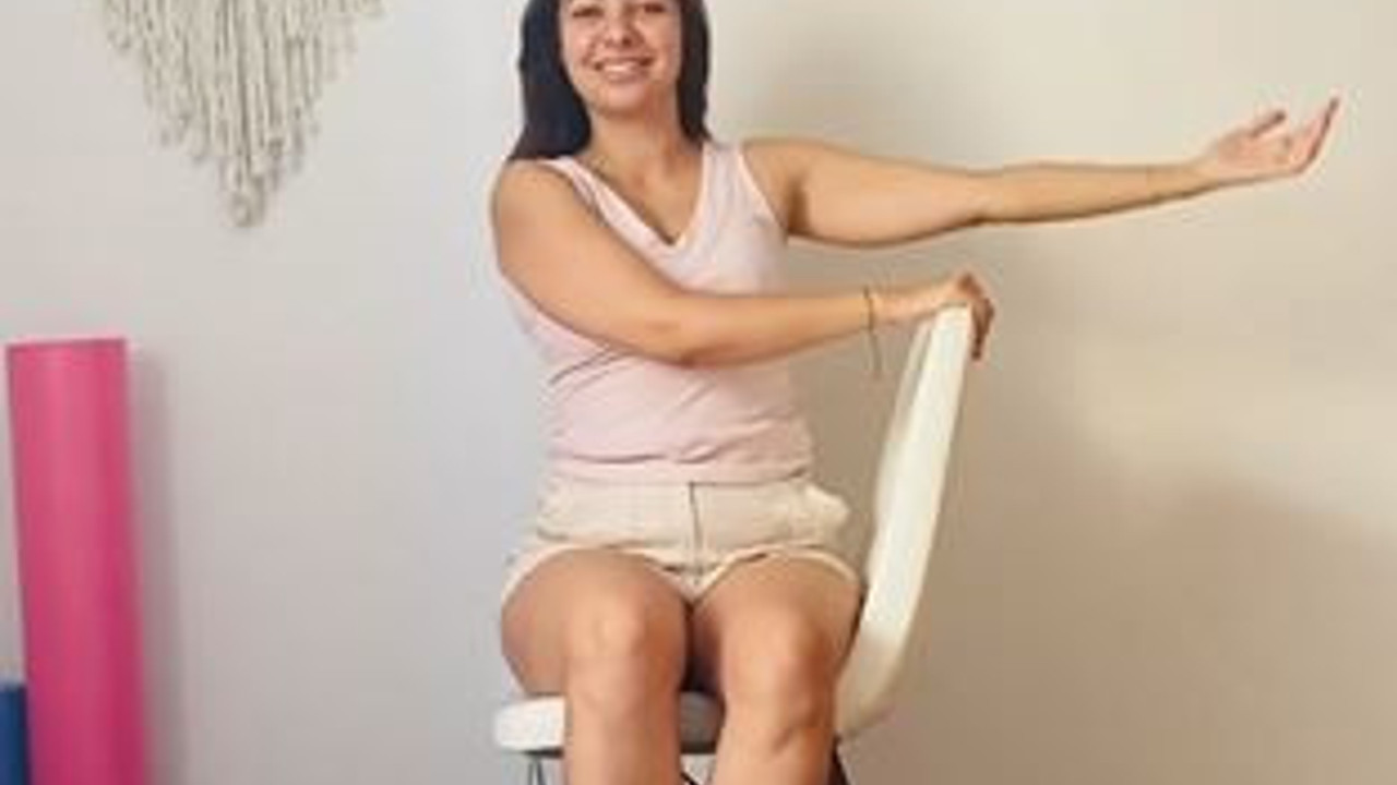 Bel fıtığına çare. Her gün beşer kez tekrar edin.