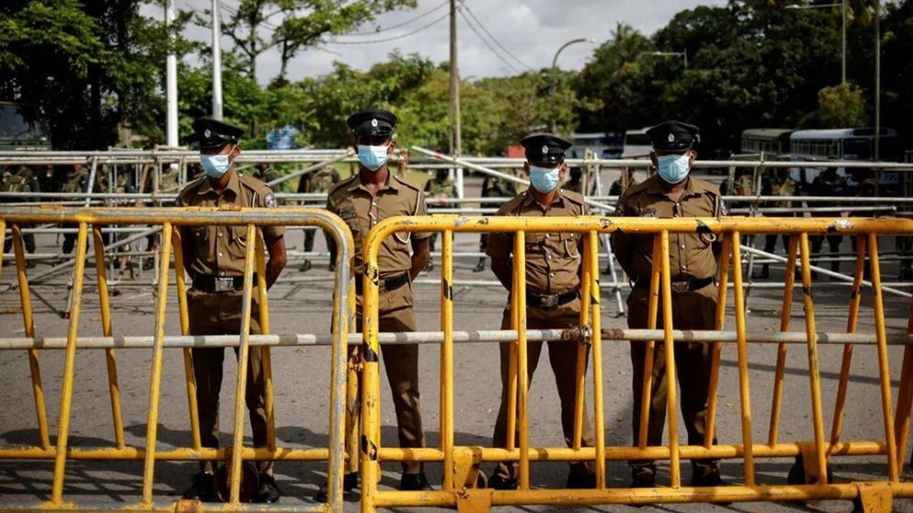 Sri Lanka'da OHAL 1 ay uzatıldı