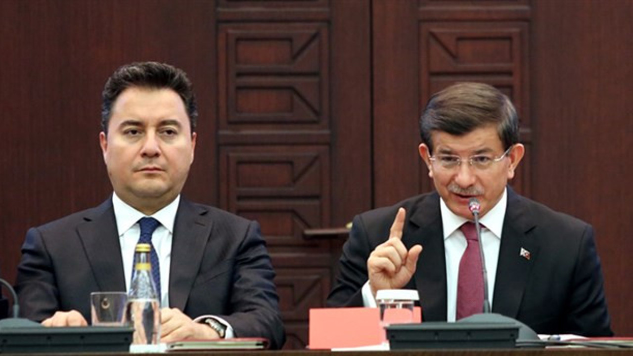 Babacan'dan Davutoğlu'na ‘alınganlık’ mesajı: Böyle yol yürünmez