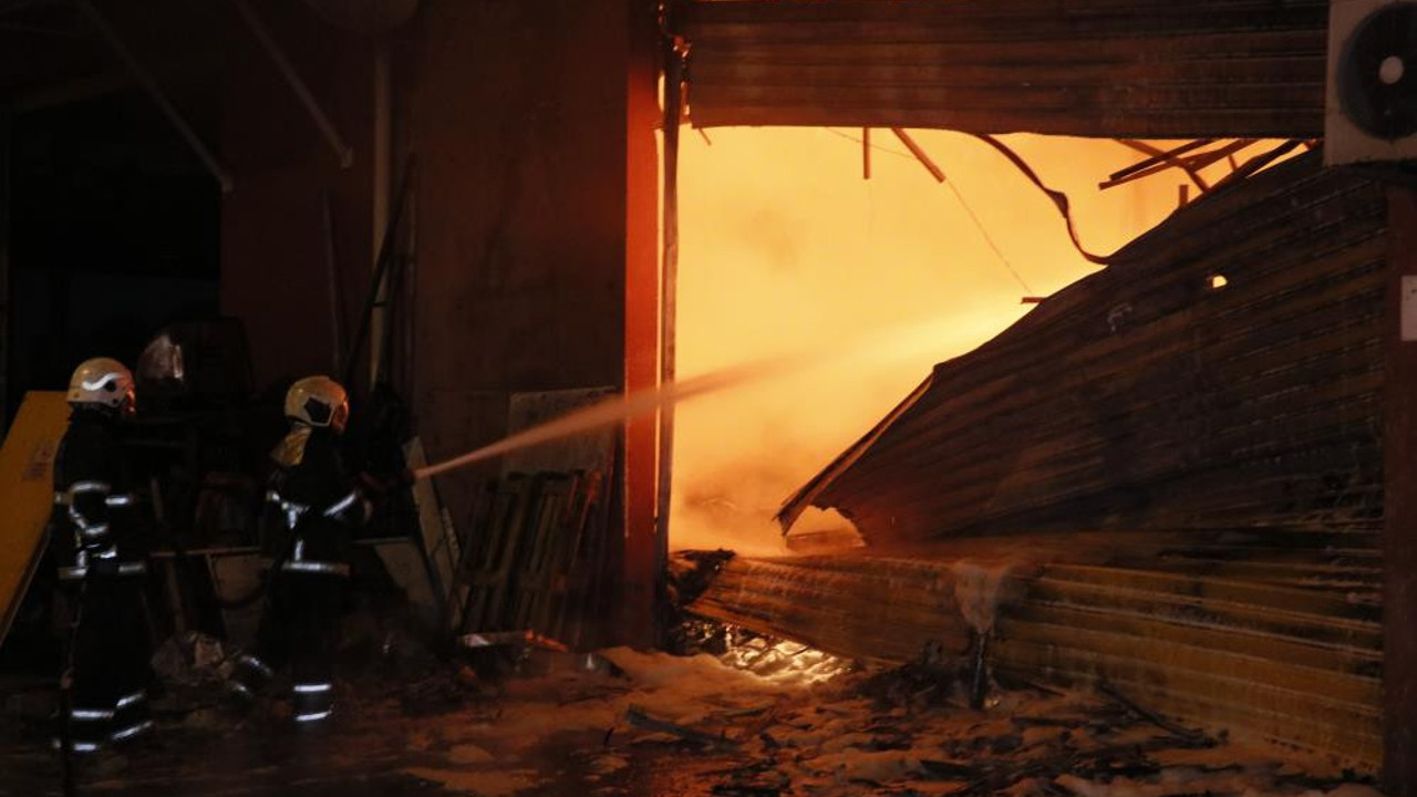 Yedek parça deposunda yangın