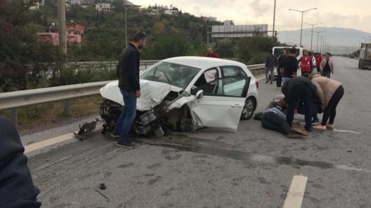 Trafik kazasında yaşlı çift hayatını kaybetti