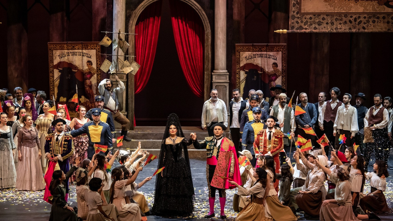 Carmen Operası bir kez daha nefes kesti