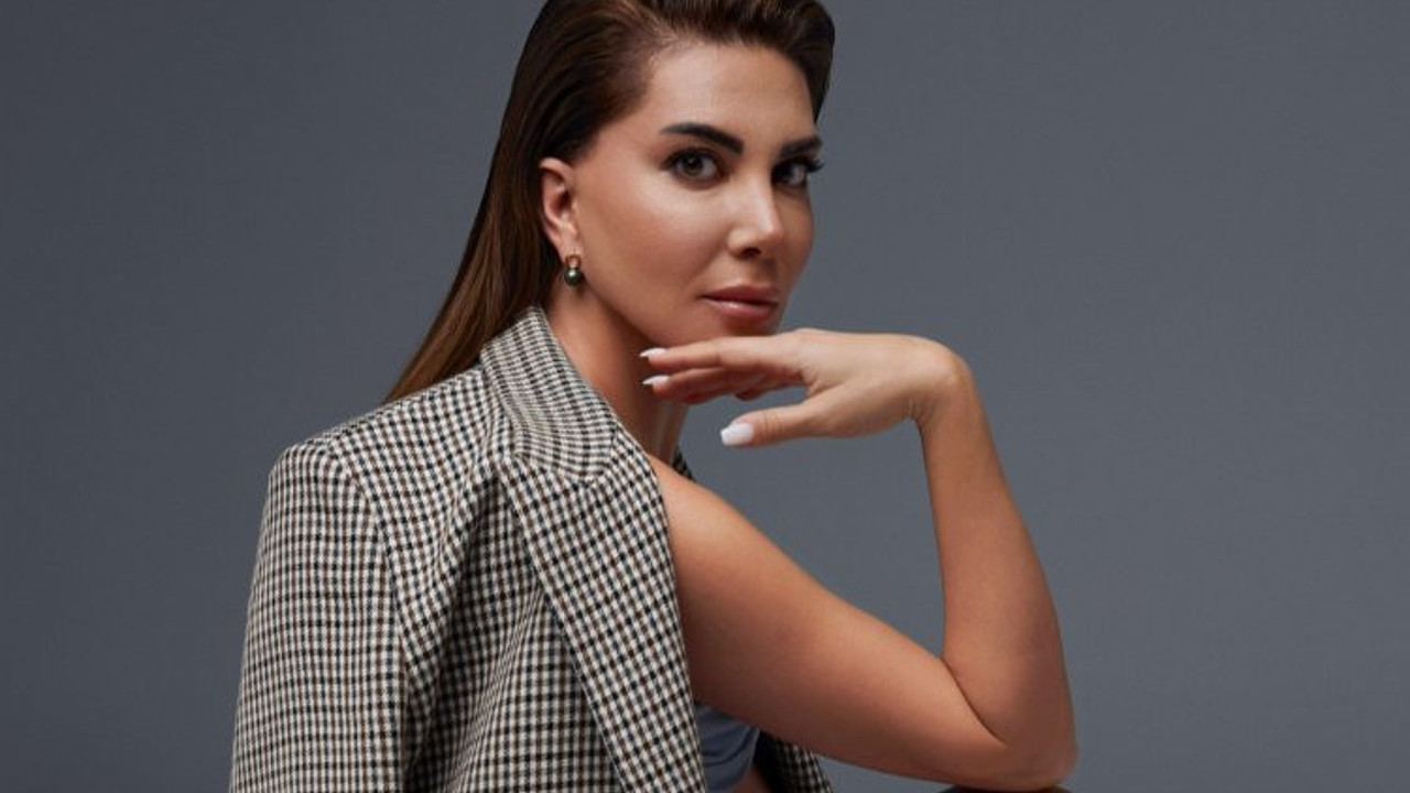 Ebru Yaşar hayranlarına müjde. Yeni klibi yayında