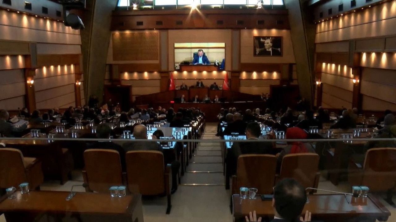 İBB metro hattı için 925 milyon dolar dış borç alacak