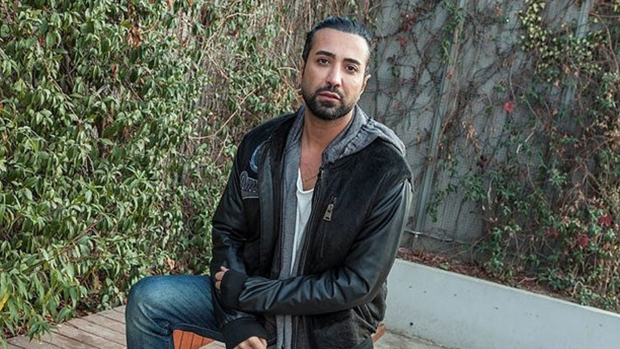 Ünlü şarkıcı Tan Taşçı video ile isyan etti: Para ile kurulmuş bir çakma ülke