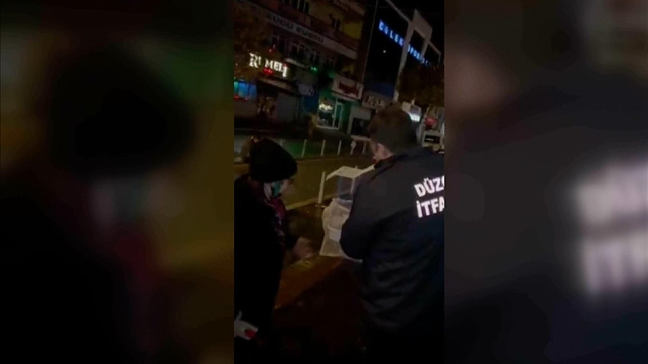 Düzce'deki depremde 3 gündür binada mahsur kalan muhabbet kuşu kurtarıldı