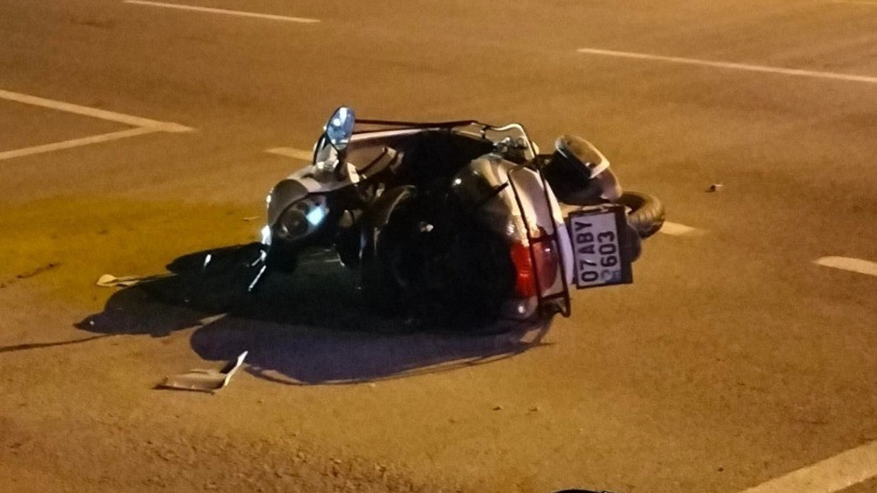 Antalya’da motosiklet kazası: Sürücü ağır yaralandı