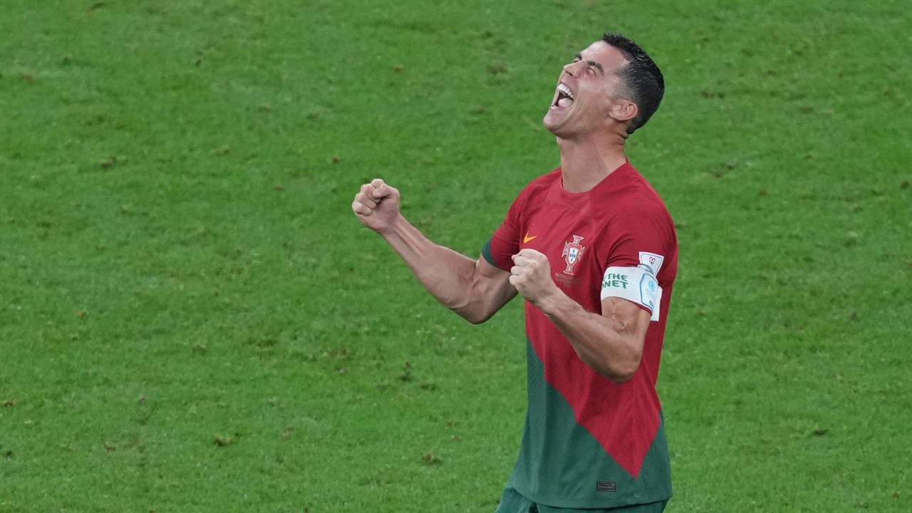 Ronaldo, Esra Erol'u ve Müge Anlı'yı tuş etti