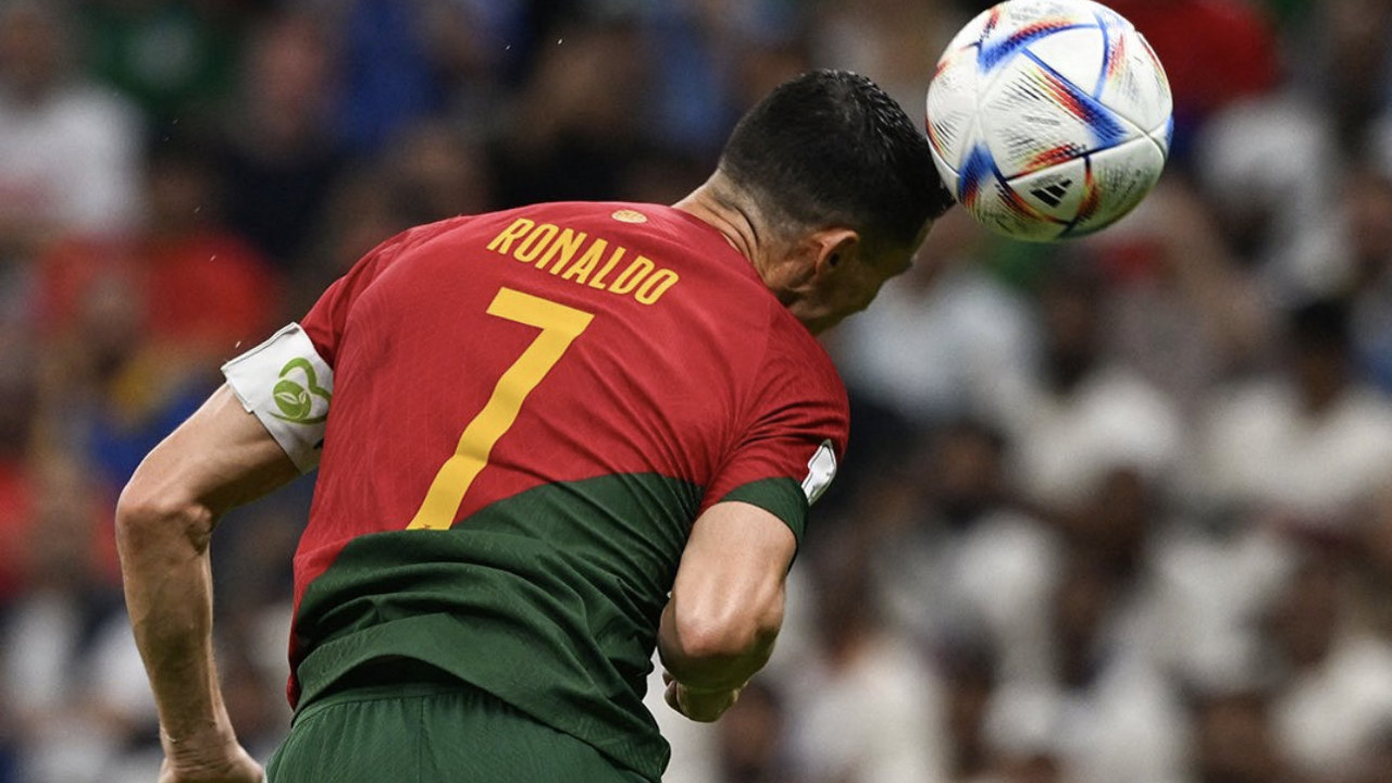 Ronaldo'dan açıklama. Uruguay'a atılan ilk golde topa dokundu mu, dokunmadı mı?