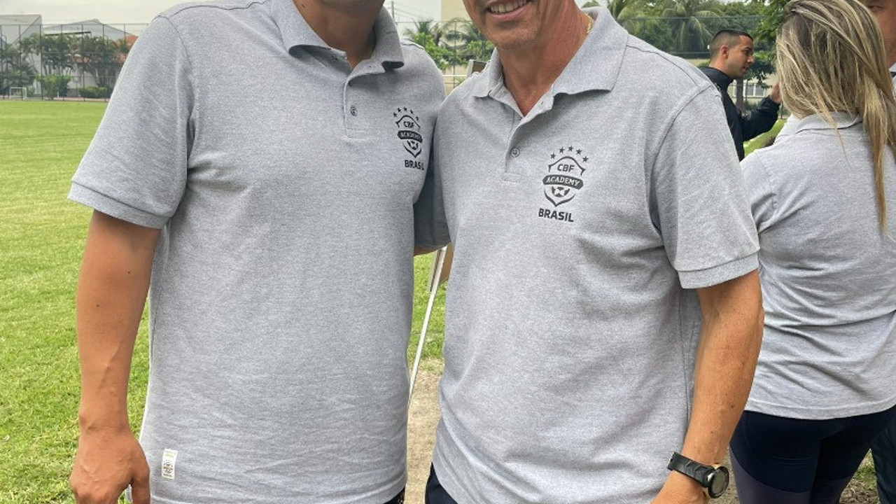 Alex De Souza'dan flaş paylaşım