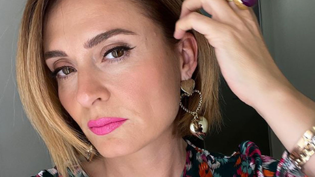 Ceyda Düvenci'den 'mesajlı' hastalık paylaşımı