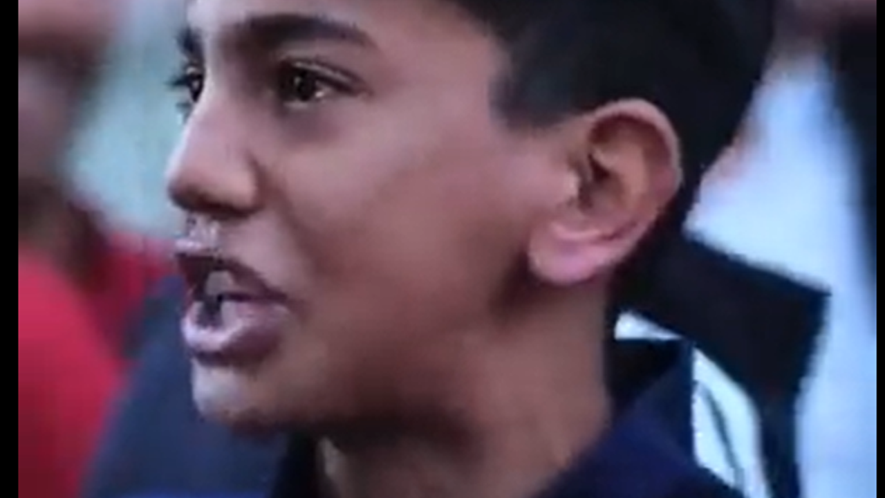 Okulda olması gereken çocuğun anlattıkları yürekleri dağladı: Bak ellerim nasır. Devlet önce bana sahip çıksın. Ah yavrum ah