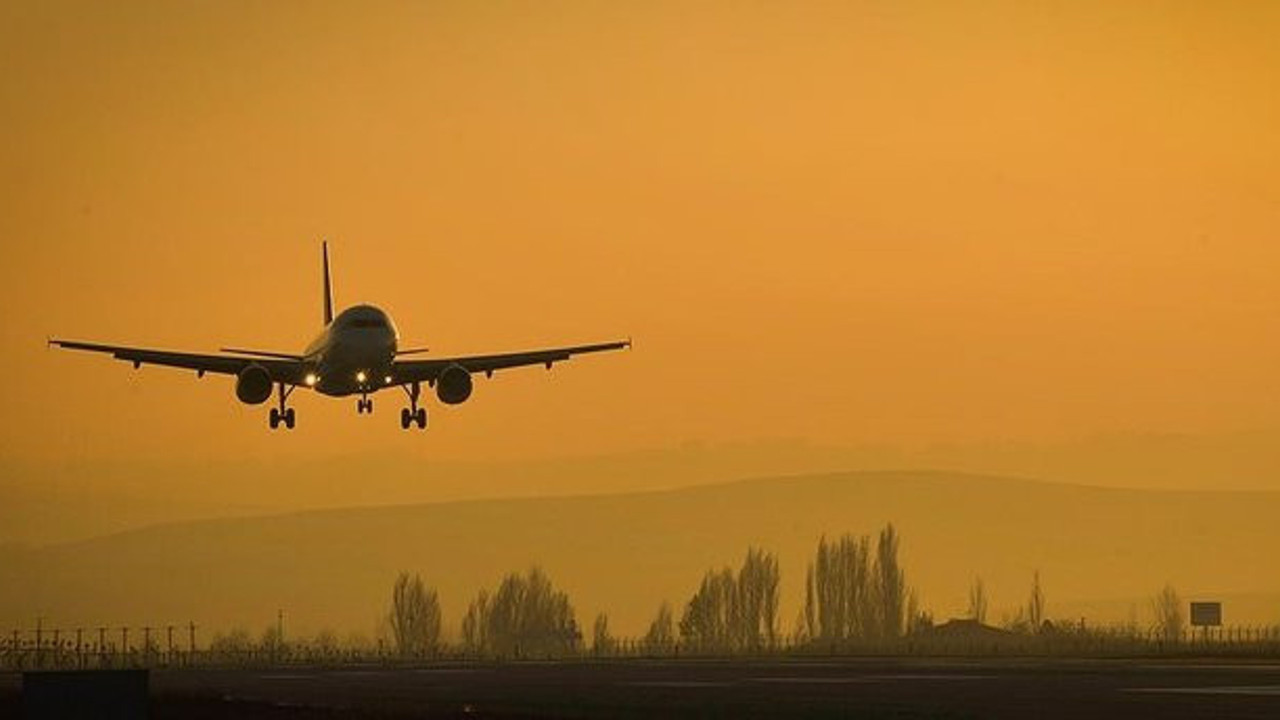 THY uçağında rahatsızlanan Cezayirli yolcu hastanede hayatını kaybetti