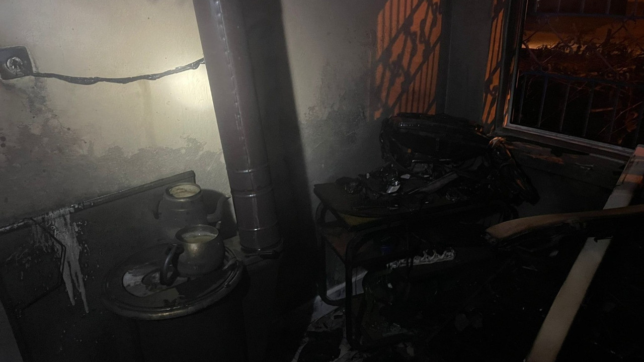 Evde çıkan yangında 101 yaşındaki kadın hayatını kaybetti